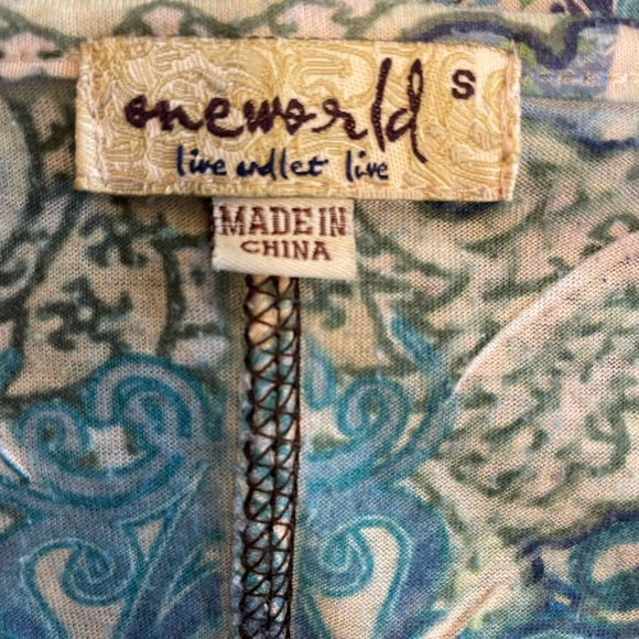 One World Large Paisley Print Butterfly Sleeve Blouse Size Small - Picture 7 of 9